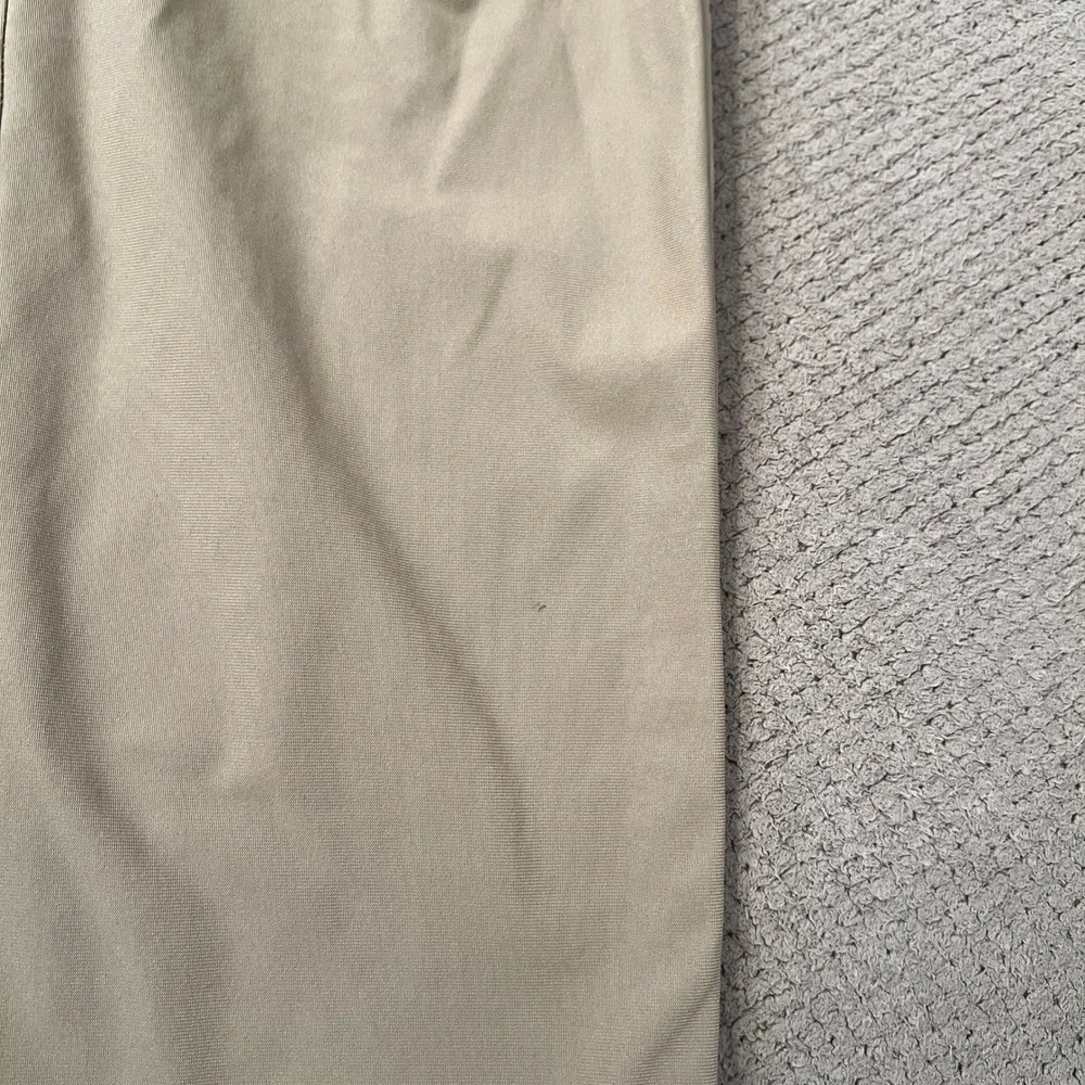 Lululemon Commission Pant Classic Tan Khaki Mens 30 34 Inseam Technical Trousers